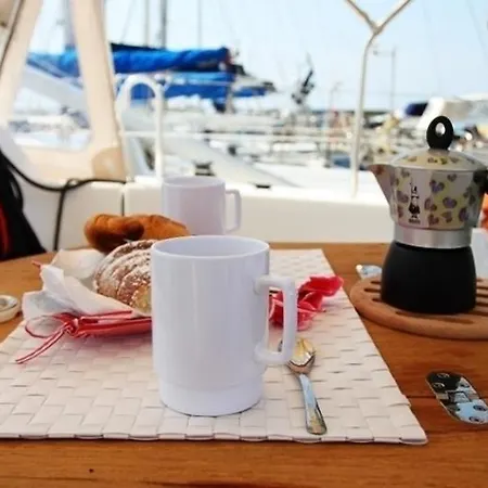 Boat&sailing Torregrande Sinis Yachting