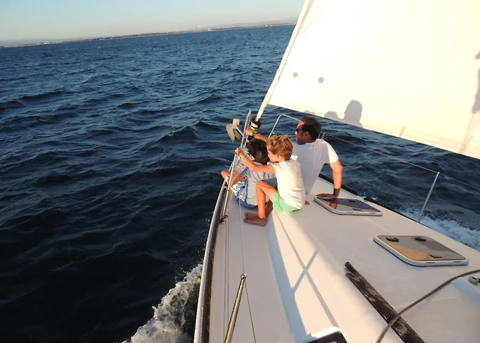 Boat & Sailing Torregrande Sinis Yachting * Oristano