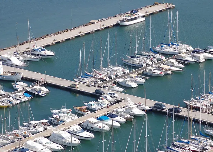 Boat & Sailing Torregrande Sinis Yachting Oristano